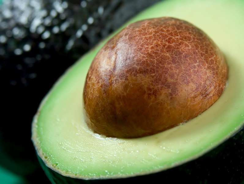 How To EAT An Avocado Seed 6 Reasons Why You Should 