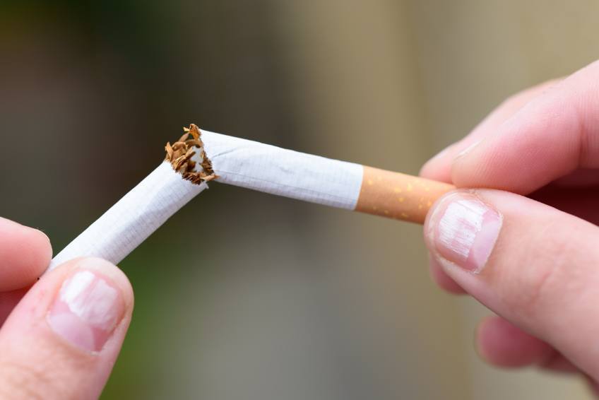 7 Painless But Effective Natural Ways To Quit Smoking