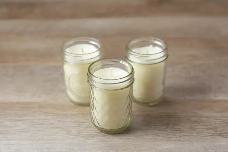 How To Make Your Own Natural Beeswax Candles